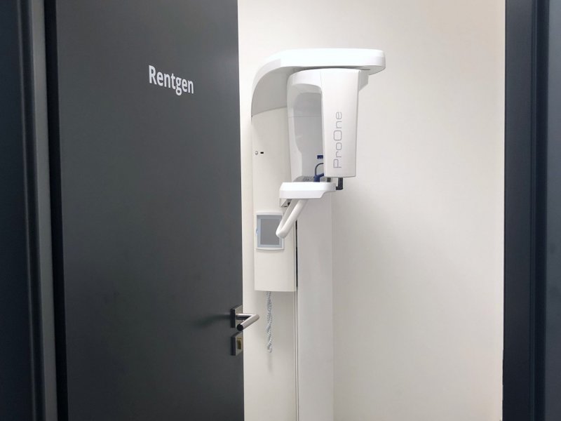 Apolona Dental